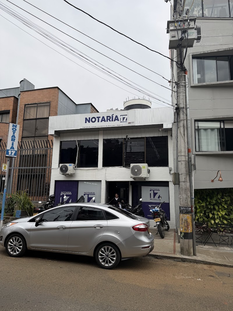 Notaría 17 de Medellín, barrio el poblado, Calle 8 # 42 – 15, El Poblado, cerca al Parque Lleras